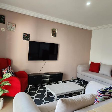 Duplex Bien Equipe Securise Avec Jardin Et Veranda La Marsa Exterior foto