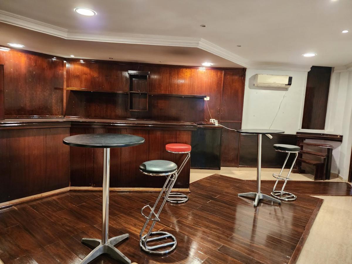 Duplex Bien Equipe Securise Avec Jardin Et Veranda La Marsa Exterior foto